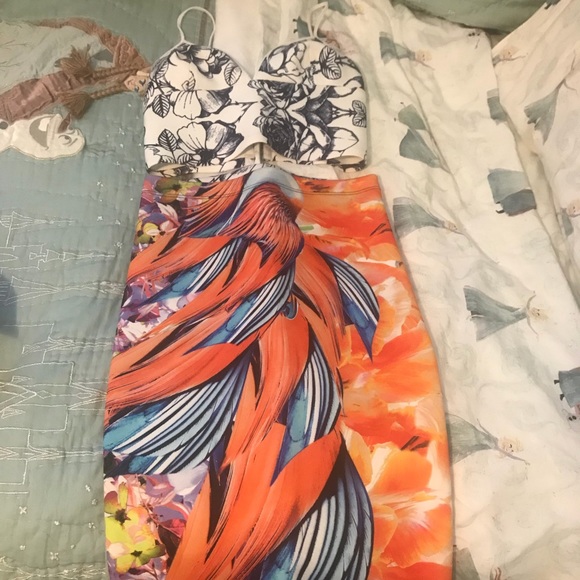 Clover Canyon birds on a feather skirt and top - Picture 6 of 7